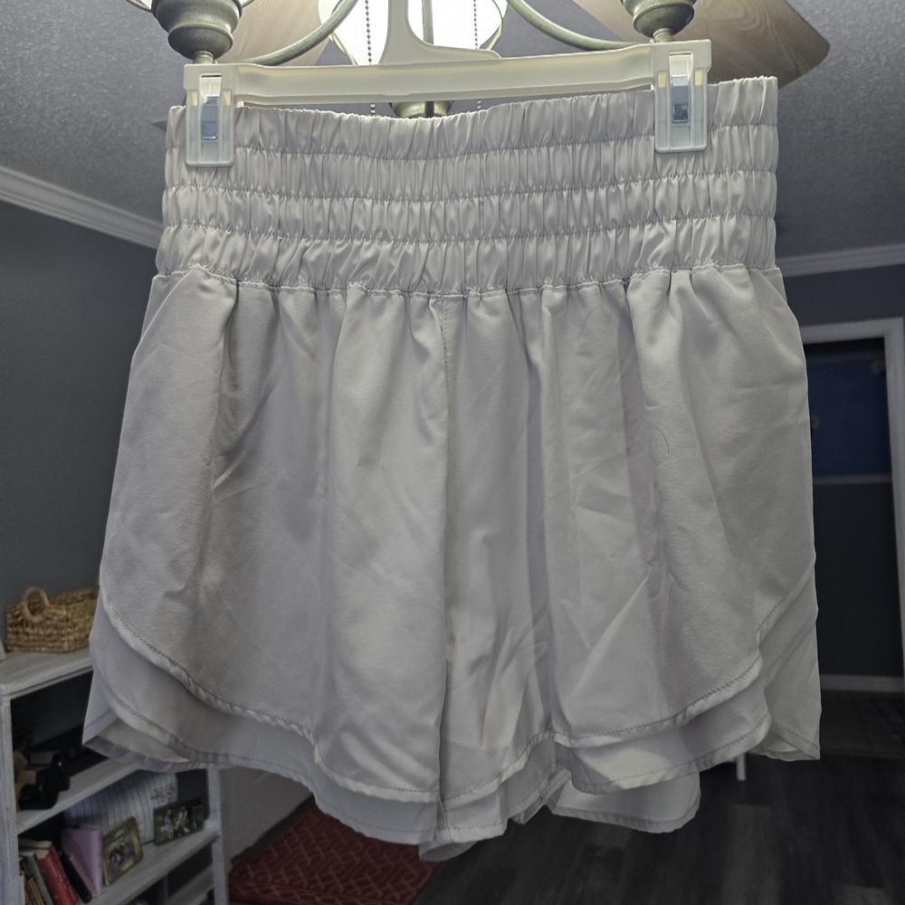 Women's Tan Elastic Waist Shorts